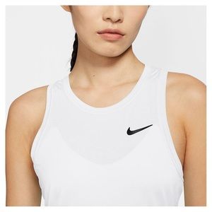 Nike Size M 10-13
Running Sports Tank Top~Tennis